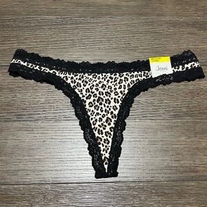 JENNI Intimates Women's Thong Black Lace Trim Core So Soft Cotton Panty Medium